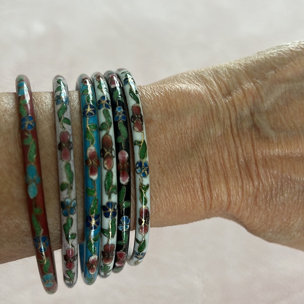 Cloisonn Set Of 6 Bangles 7” - image 4